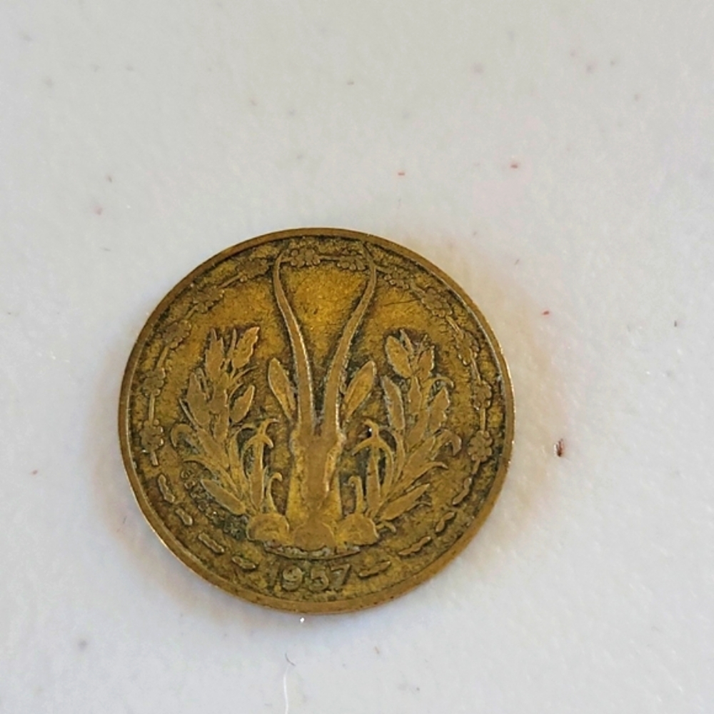 1957 TOGO 10 Frances Coin